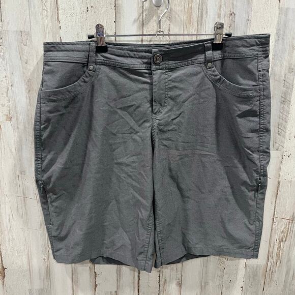 Kuhl Women’s Trekr Shorts Size 16 Gray 11” Inseam zip Pockets Lightweight - Picture 1 of 11